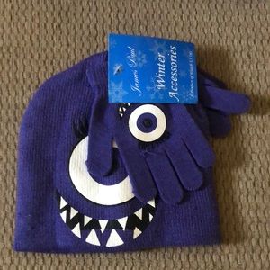 One eye monster mittens & hat set